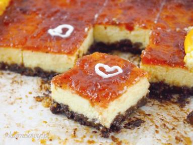 Zdjęcie - Sernik z białą czekoladą/White chocolate cheesecake squares - Przepisy kulinarne ze zdjęciami
