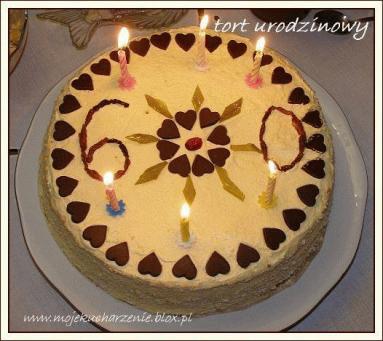 Zdjęcie - Tort urodzinowy - Przepisy kulinarne ze zdjęciami