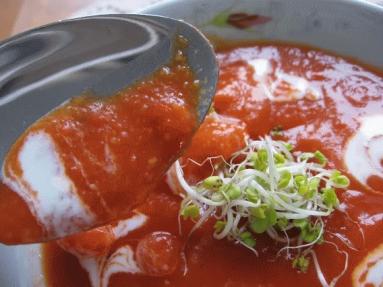 Zdjęcie - Zupa czosnkowo - pomidorowa. - Przepisy kulinarne ze zdjęciami