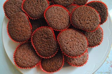 Zdjęcie - Czekoladowe muffinki - Przepisy kulinarne ze zdjęciami