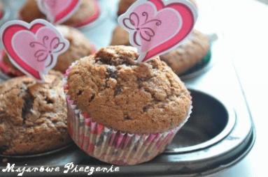 Zdjęcie - Muffiny czekoladowe z kawałkami czekolady - Przepisy kulinarne ze zdjęciami