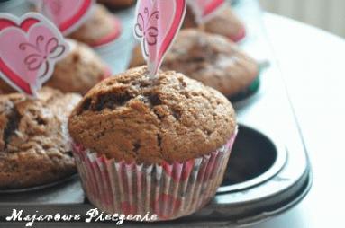 Zdjęcie - Muffiny czekoladowe z kawałkami czekolady - Przepisy kulinarne ze zdjęciami