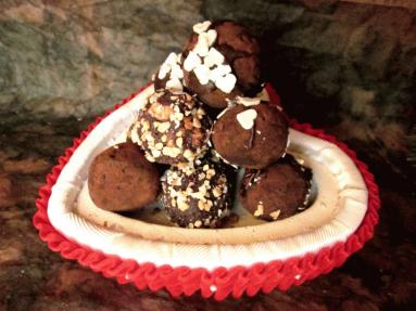 Zdjęcie - Trufelki  czekoladowo - kokosowe - Przepisy kulinarne ze zdjęciami