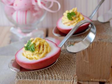 Zdjęcie - Marynowane jajka nadziewane z sałatką z łososia/Smoked salmon salad devilled eggs - Przepisy kulinarne ze zdjęciami