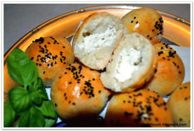 Zdjęcie - Tureckie bułeczki z czarnuszką. - Przepisy kulinarne ze zdjęciami