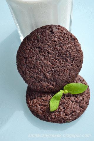 Zdjęcie - Czekoladowe ciasteczka ze świeżą miętą - Przepisy kulinarne ze zdjęciami