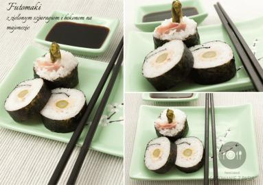 Zdjęcie - Futomaki z zielonym szparagiem i bekonem na majonezie - Przepisy kulinarne ze zdjęciami