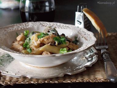 Zdjęcie - Kremowy makaron z kurczakiem, szpinakiem i Marsalą/Creamy chicken, spinach and Marsala pasta - Przepisy kulinarne ze zdjęciami
