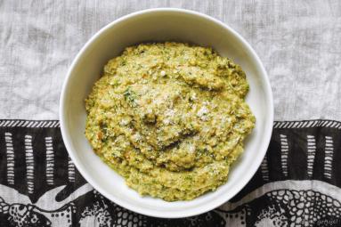 Zdjęcie - Pasta z zielonych oliwek i kolendry - Przepisy kulinarne ze zdjęciami