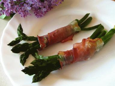 Zdjęcie - Pierwszy maja i pierwsze szparagi w tym  roku - Przepisy kulinarne ze zdjęciami