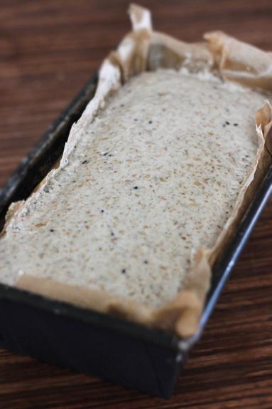 Zdjęcie - Chleb żytni z czarnuszką na zakwasie - Przepisy kulinarne ze zdjęciami