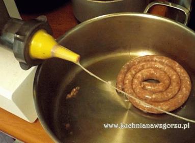 Zdjęcie - Kiełbaski ślimaczki z miodem na grilla - Przepisy kulinarne ze zdjęciami