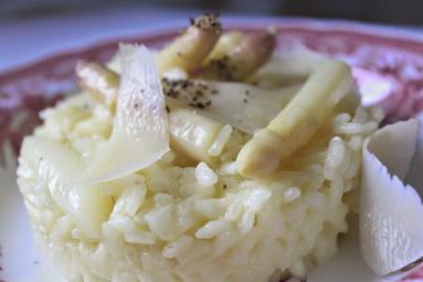 Zdjęcie - Risotto z białymi szparagami - Przepisy kulinarne ze zdjęciami