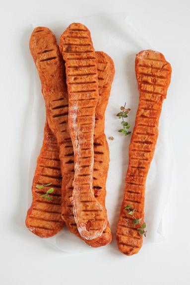 Zdjęcie - Pomidorowe paluchy chlebowe z grilla - Przepisy kulinarne ze zdjęciami