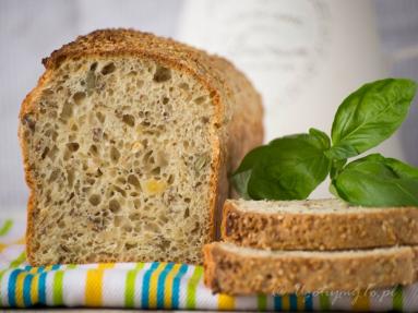 Zdjęcie - Chleb orkiszowy na drożdżach - Przepisy kulinarne ze zdjęciami