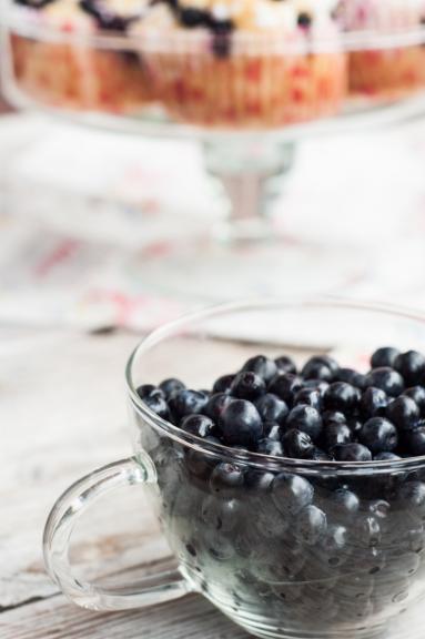Zdjęcie - Muffinki z jagodami - Przepisy kulinarne ze zdjęciami