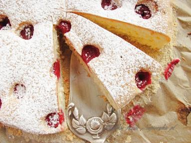 Zdjęcie - Szybkie ciasto z owocami - Przepisy kulinarne ze zdjęciami