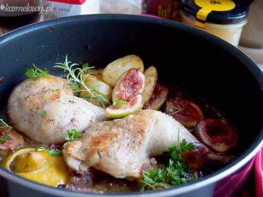 Zdjęcie - Kurczak zapiekany z miodem i figami / Chicken braised with figs and honey - Przepisy kulinarne ze zdjęciami