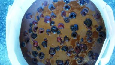 Zdjęcie - Ciasto czekoladowe z owocami - Przepisy kulinarne ze zdjęciami