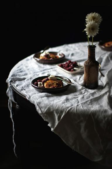 Zdjęcie - Placuszki z ricotty z malinami - Ricotta pancakes with raspberrries - Przepisy kulinarne ze zdjęciami