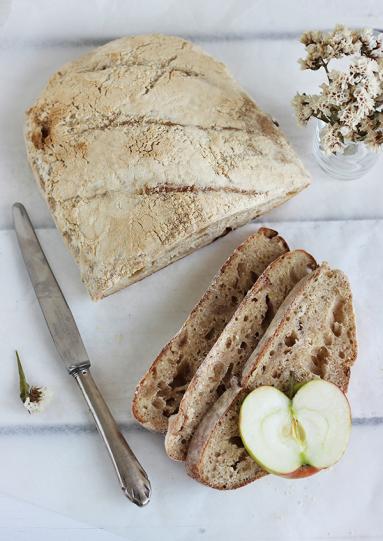 Zdjęcie - Normandzki chleb jabłkowy - Przepisy kulinarne ze zdjęciami