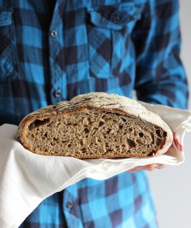 Zdjęcie - Chleb ziemniaczany z koperkiem na zakwasie - Przepisy kulinarne ze zdjęciami