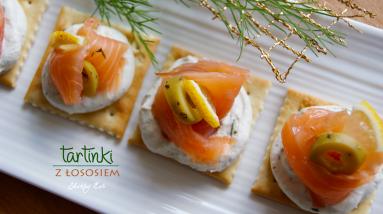 Zdjęcie - Tartinki z łososiem - Przepisy kulinarne ze zdjęciami