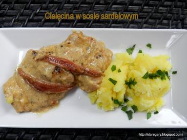 Zdjęcie - Cielęcina w sosie sardelowym - Przepisy kulinarne ze zdjęciami