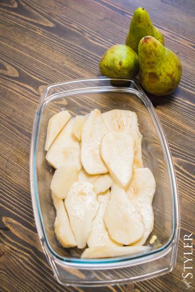 Zdjęcie - Lasagne z jesiennych owoców z kokosową kruszonką - Przepisy kulinarne ze zdjęciami