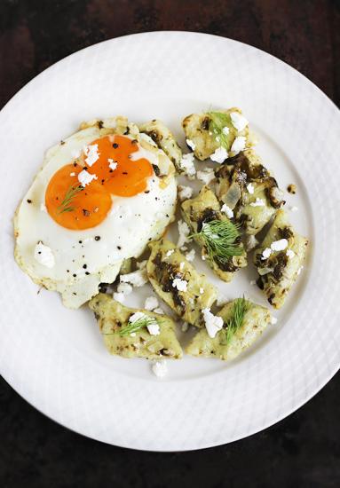Zdjęcie - Warzywniak #1: Kopytka ze szczawiem i jajkiem sadzonym - Przepisy kulinarne ze zdjęciami