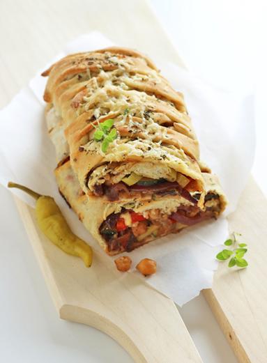 Zdjęcie - Stromboli - pizza w formie kanapki - Przepisy kulinarne ze zdjęciami