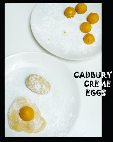 Zdjęcie - Słodka sobota #46: Cadbury creme eggs - wielkanocne jajka w czekoladzie - Przepisy kulinarne ze zdjęciami