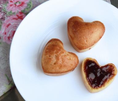 Zdjęcie - Śniadanie do łóżka #34: Walentynkowe (i nie tylko) muffinki śniadaniowe - Przepisy kulinarne ze zdjęciami