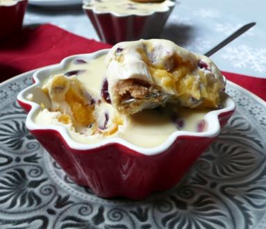 Zdjęcie - Słodka sobota #28: Mini serniki z białą czekoladą i żurawiną przekładane kremem mandarynkowym - Przepisy kulinarne ze zdjęciami