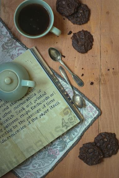 Zdjęcie - Ciastka podwójnie czekoladowe - Przepisy kulinarne ze zdjęciami