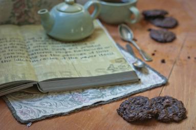 Zdjęcie - Ciastka podwójnie czekoladowe - Przepisy kulinarne ze zdjęciami
