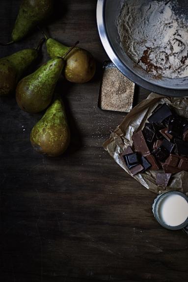 Zdjęcie - Czekoladowo-gruszkowe clafoutis- Pear and chocolate clafoutis - Przepisy kulinarne ze zdjęciami