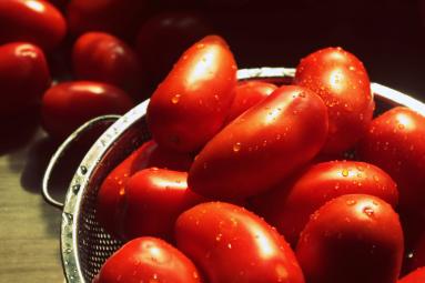 Zdjęcie - przetworowy sierpień. suszone pomidory w zalewie - Przepisy kulinarne ze zdjęciami
