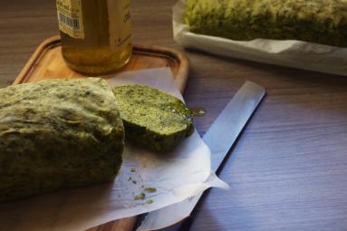 Zdjęcie - zielony chleb z udziałem szpinaku - Przepisy kulinarne ze zdjęciami