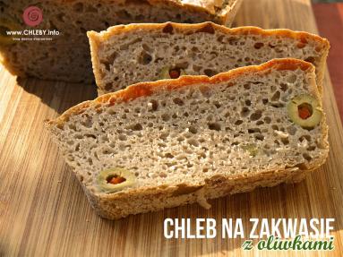 Zdjęcie: Chleb na zakwasie z oliwkami Zdjęcie - Chleb na zakwasie z oliwkami - Przepisy kulinarne ze zdjęciami