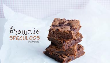 Zdjęcie - Brownie z ciasteczkami Speculoos - Przepisy kulinarne ze zdjęciami