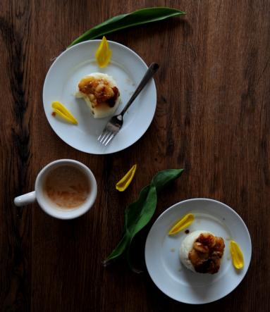 Zdjęcie - Wtorek z kaszą #42: Panna cotta z kaszy manny z karmelizowanymi bananami - Przepisy kulinarne ze zdjęciami