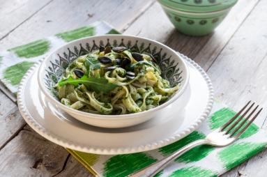 Zdjęcie - Pesto z rukoli i pestek dyni - Przepisy kulinarne ze zdjęciami