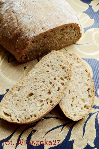 Zdjęcie - Chleb ze świeżym koperkiem - Przepisy kulinarne ze zdjęciami
