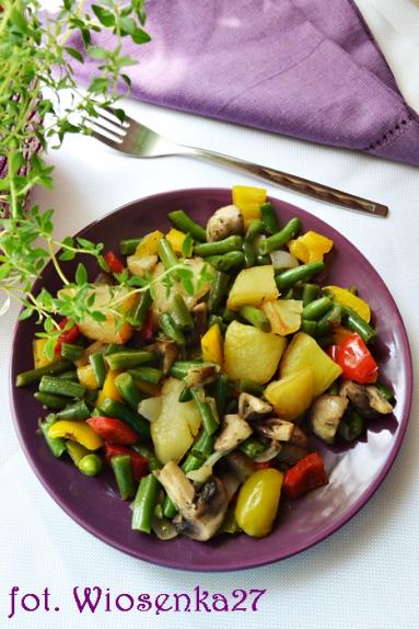 Zdjęcie - Warzywa z patelni - Przepisy kulinarne ze zdjęciami