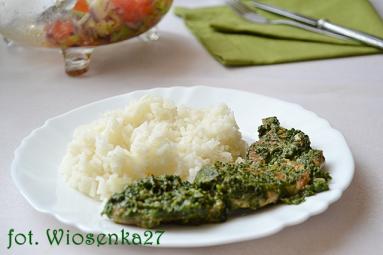Zdjęcie - Polędwiczka w sosie szpinakowo – serowym - Przepisy kulinarne ze zdjęciami