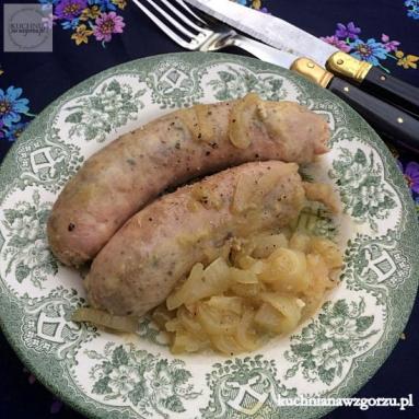 Zdjęcie - Biała kiełbasa z cebulą w miodzie - Przepisy kulinarne ze zdjęciami