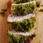 Zdjęcie - Polędwiczka w zielonej kruszonce - Przepisy kulinarne ze zdjęciami