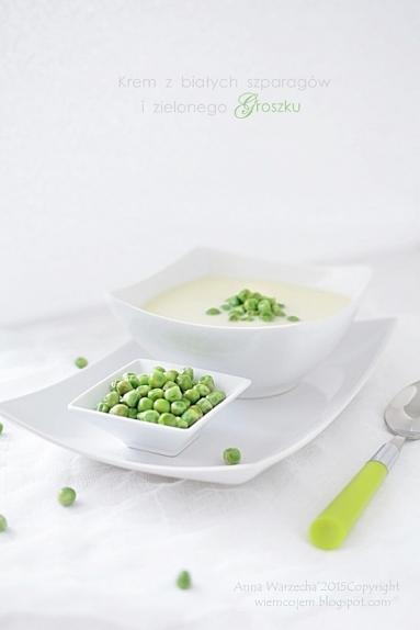 Zdjęcie - Krem szparagowy z mascarpone  i zielonym groszkiem - Przepisy kulinarne ze zdjęciami