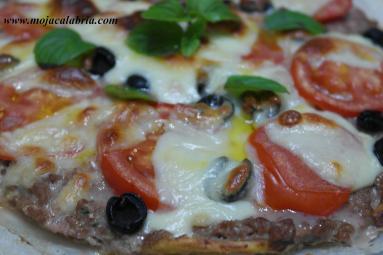 Zdjęcie - Pizza  inaczej-mięsna - Przepisy kulinarne ze zdjęciami